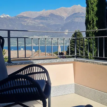 Riva Del Lario Sartori *